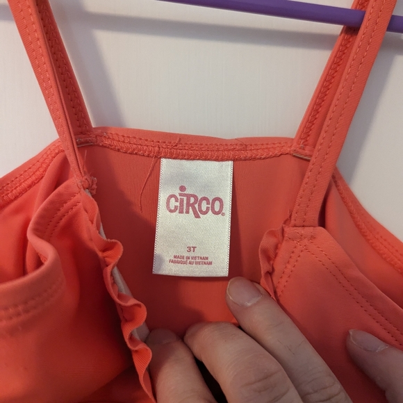 ✨3/$15 Circo 3T Swimsuit - Picture 2 of 3